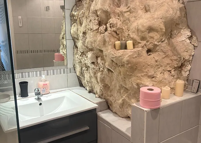 Vakantiehuis Troglodytique Typique Et Cosy Pour Escapade Paisible - Fr-1-410-484