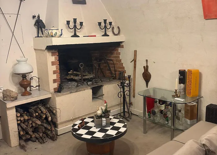 Troglodytique Typique Et Cosy Pour Escapade Paisible - Fr-1-410-484 *