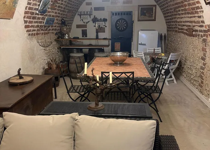 Vakantiehuis Troglodytique Typique Et Cosy Pour Escapade Paisible - Fr-1-410-484